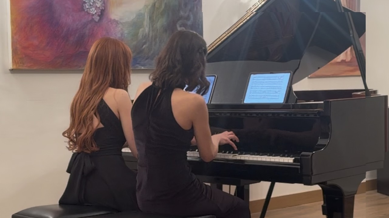 Duo Giocoso playing Schubert's Fantasia in f Minor at Gesellschaft für Musiktheater Wien