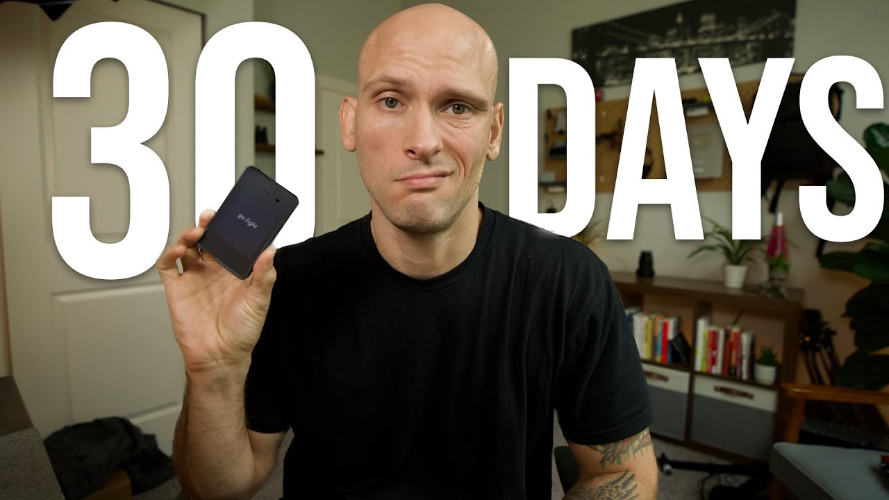 I Used a Dumbphone for 30 Days.. My Honest Review of the The Light Phone 2