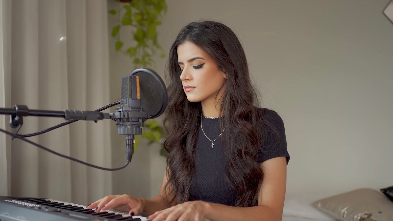 A música mais triste do ano / Hackearam-me - Luiz Lins / Tierry  (MASHUP Amanda Lince)