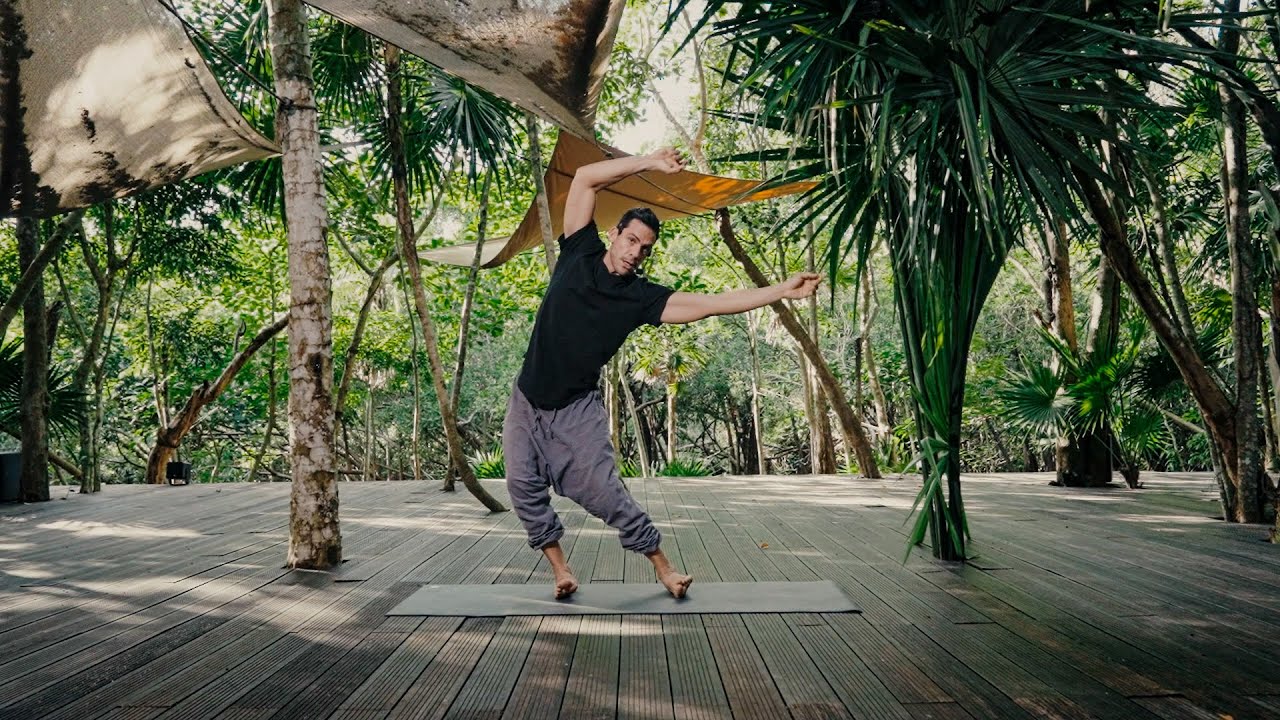 Full-Body Movement Flow with Ángel | Strength, Mobility & Presence at Palmaïa​