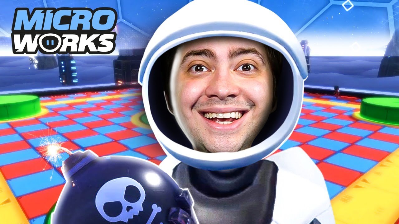 alanzoka jogando Microworks com os amigos na noitada