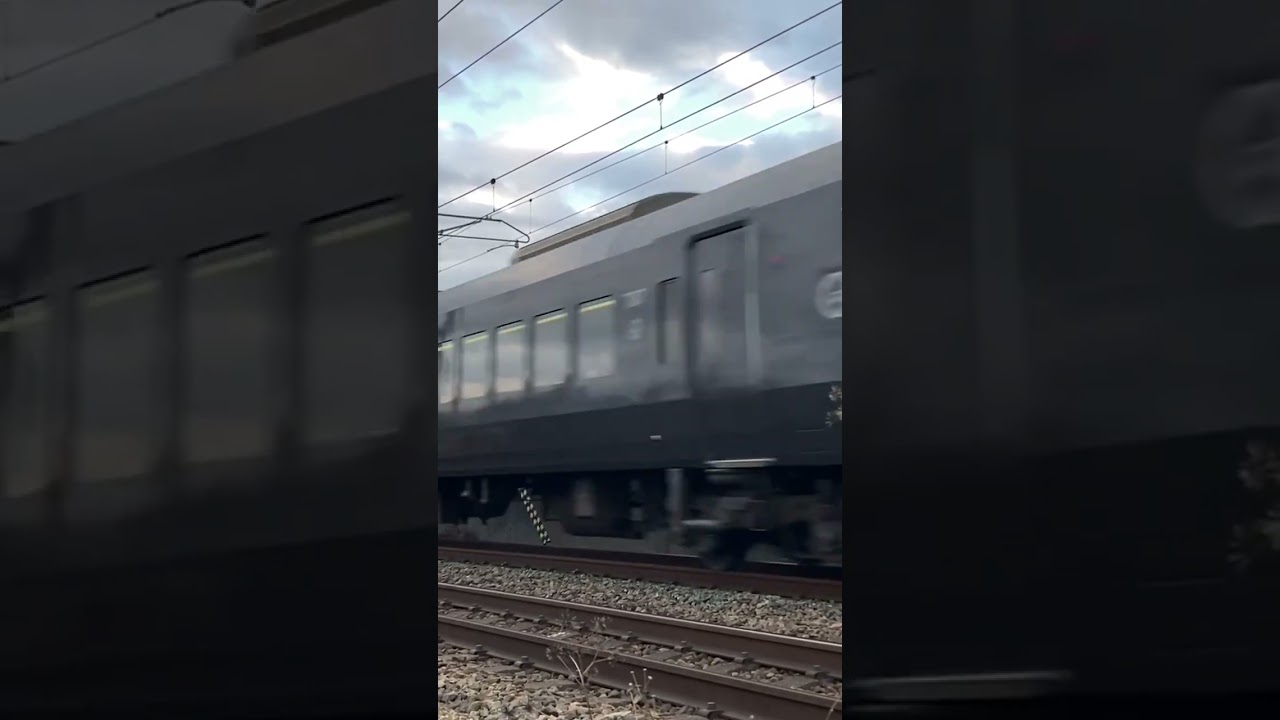 のろまな回送列車VS爆速の特急