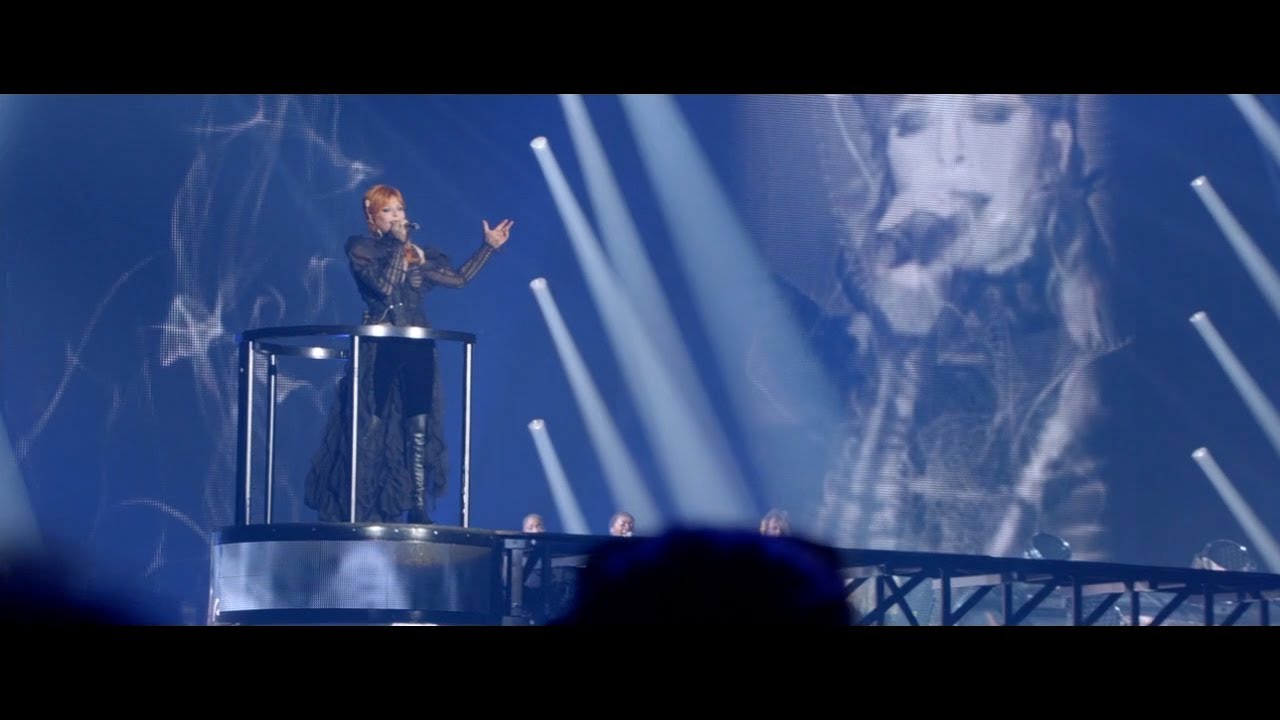 Myl&egrave;ne Farmer - Bleu Noir (Timeless 2013 Live) - HD