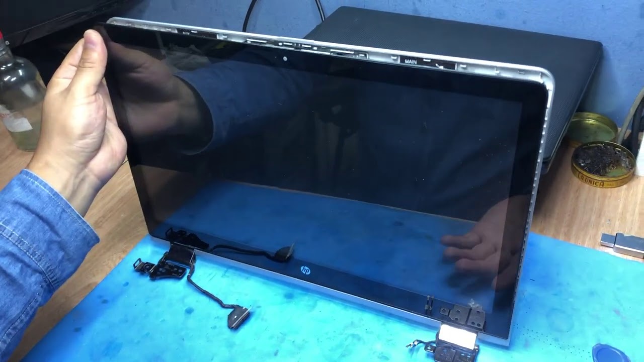 Desarmar pantalla Hp x360 cuidado display y tactil?
