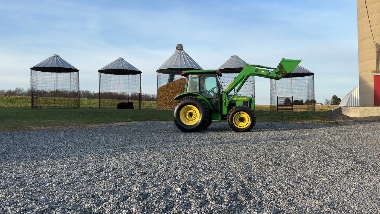 John Deere 5320 Farm Tractor with 316 hours !!! Wow #forthefrugalfarmer #farmmachinery #johndeere