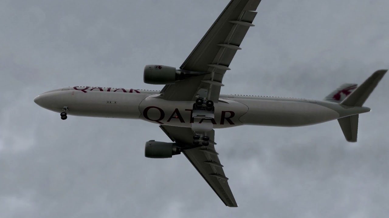 1 Min Landings -- RWDesign A330 Manual Landing - Qatar Airways over the UK