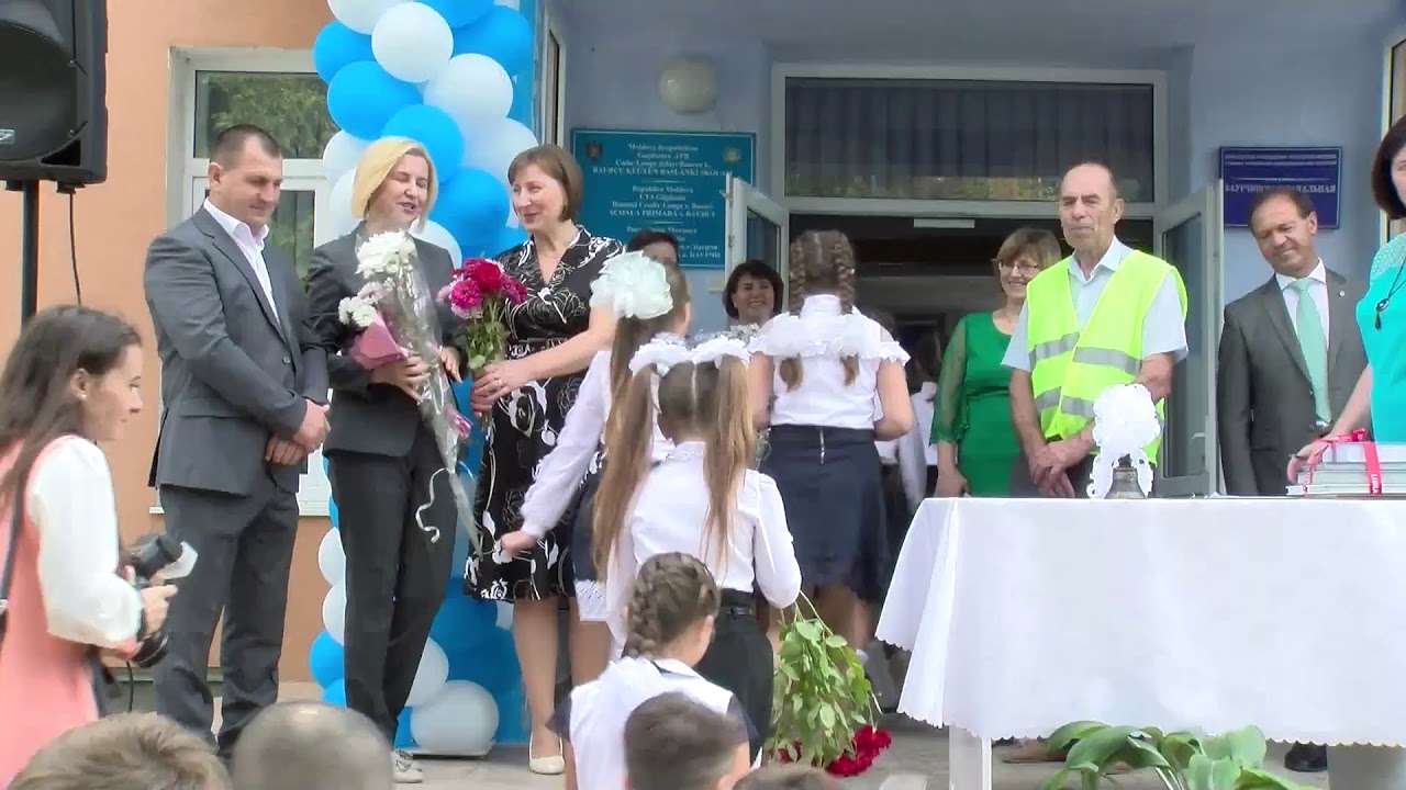 LIVE: Первый звонок в начальной школе Баурчи