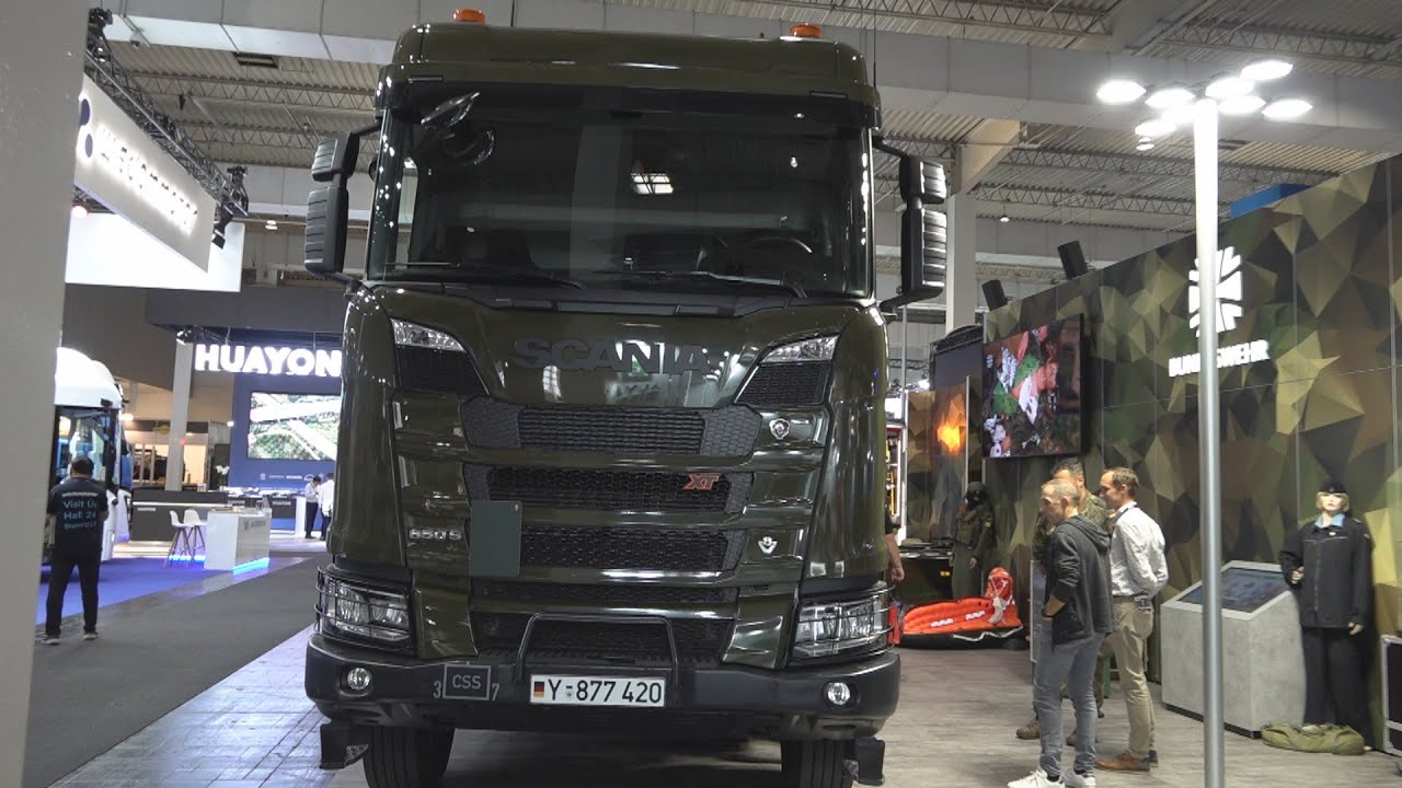 Scania XT 650 S A8x6/4HA BwFuhrparkService Bundeswehr Tractor Truck Exterior and Interior
