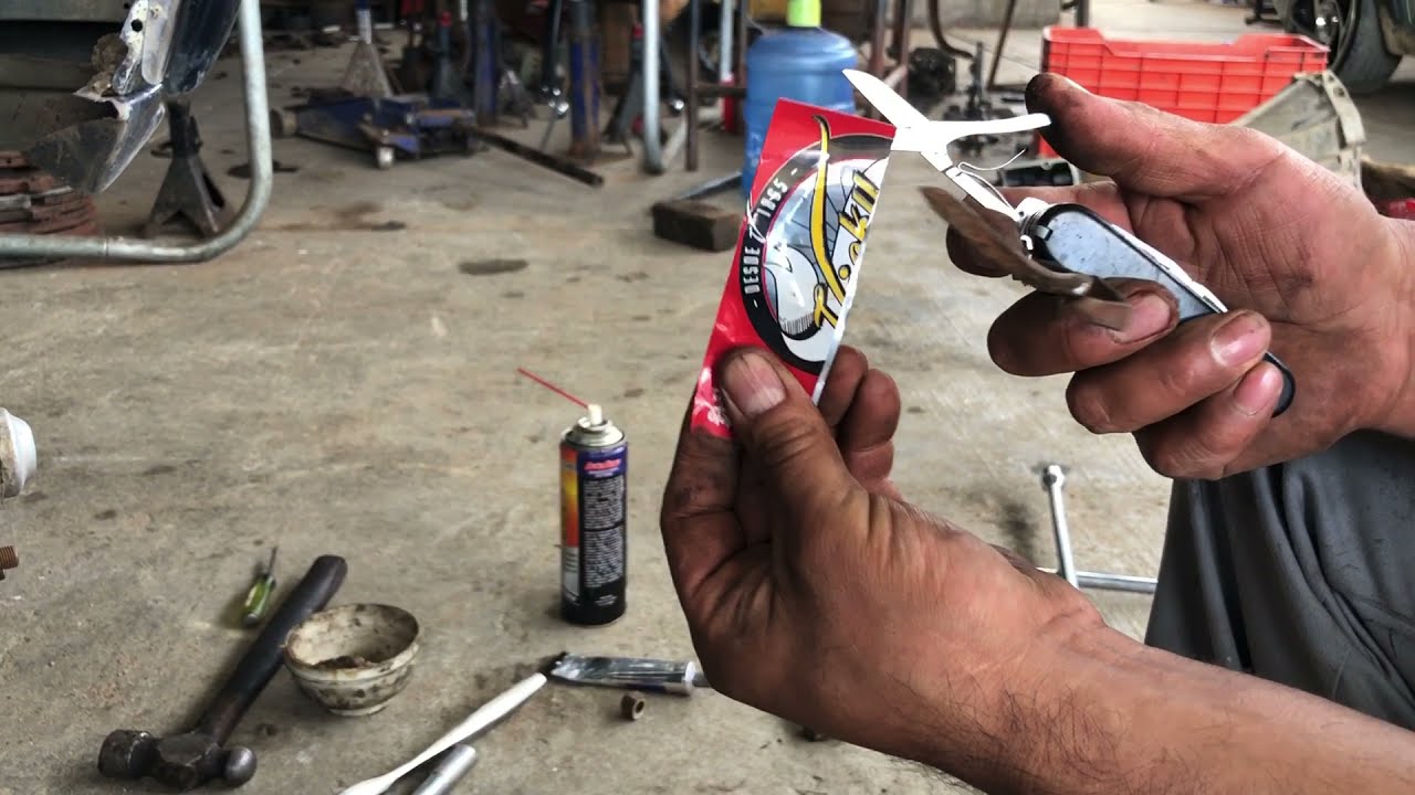 Cómo corregir ruidos molestos del 🚘 con una lata de aluminio