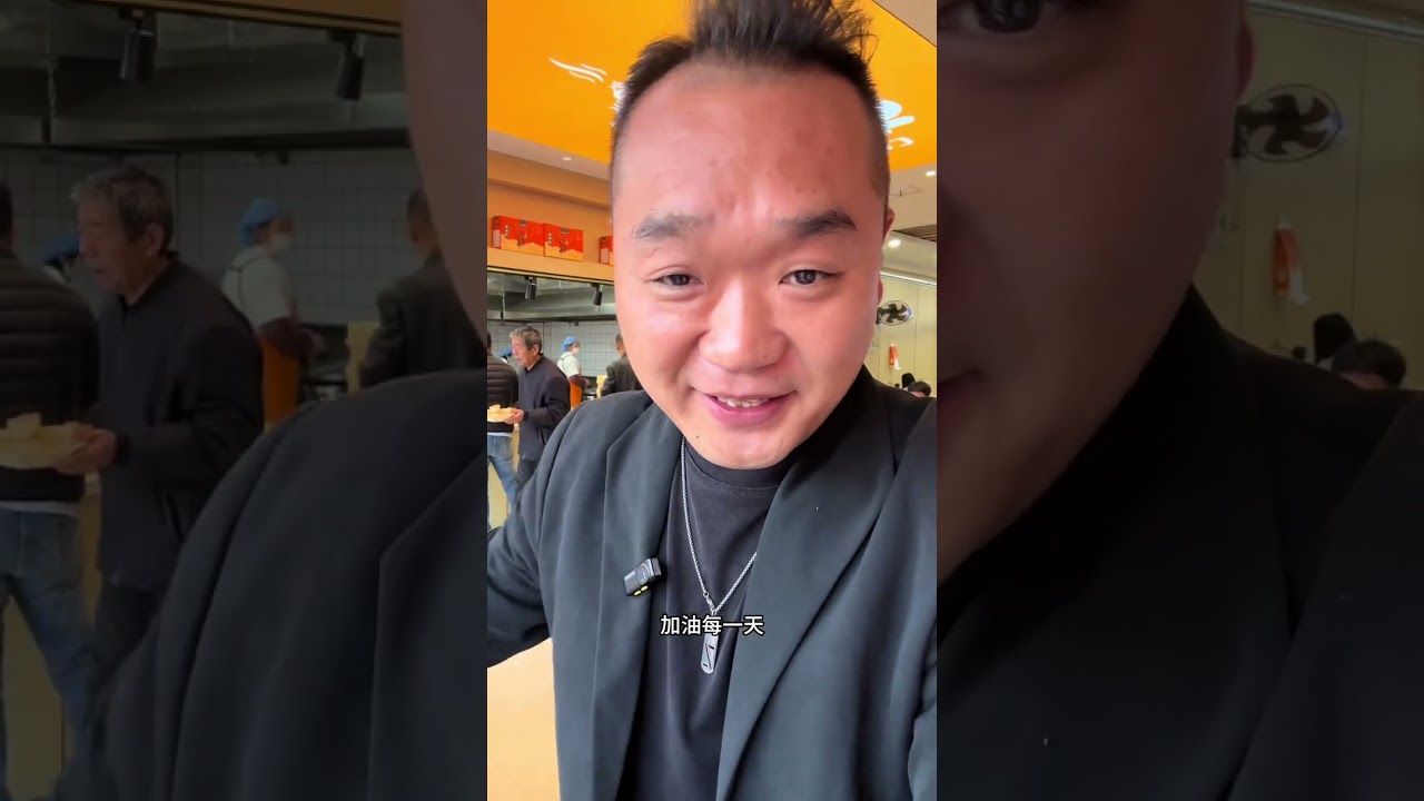 冬吃萝卜夏吃姜小火慢炖排骨香，连杰中午给姐姐们改善伙食，喝二两姚花春真得劲#记录我的生活