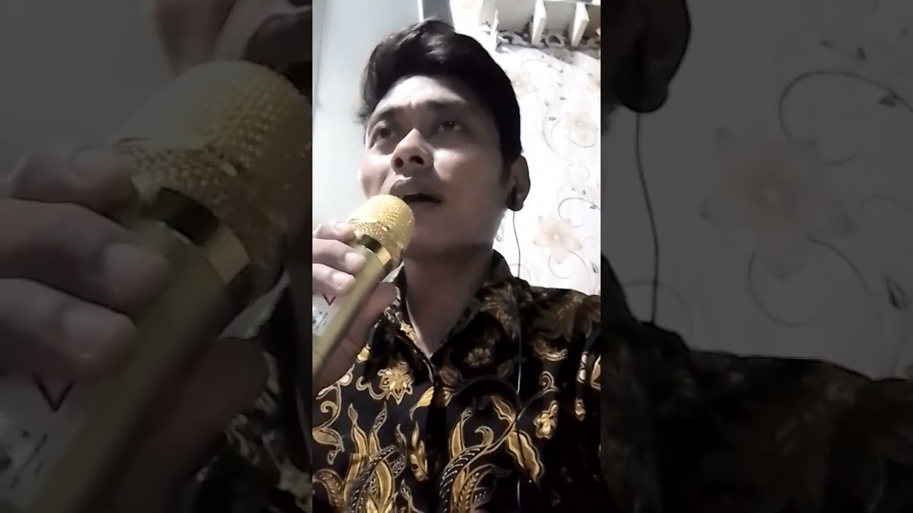 Karaoke dangdut menyentuh.#debu debu jalanan.