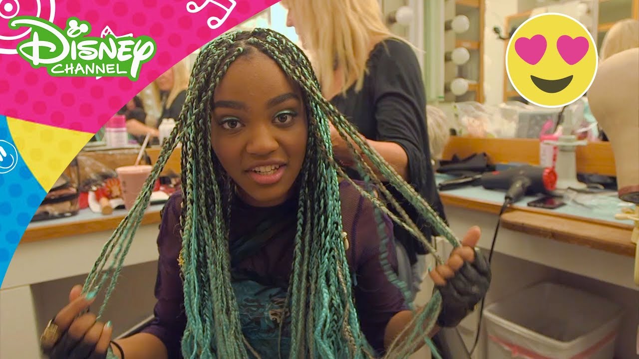 Descendants 2: Backstage med China - Disney Channel Danmark