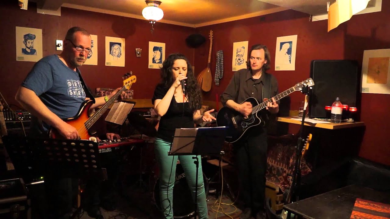 dessy & the rainmakers - Lale li si, ziumbiul li si (Лале ли си, зюмбюл ли си)