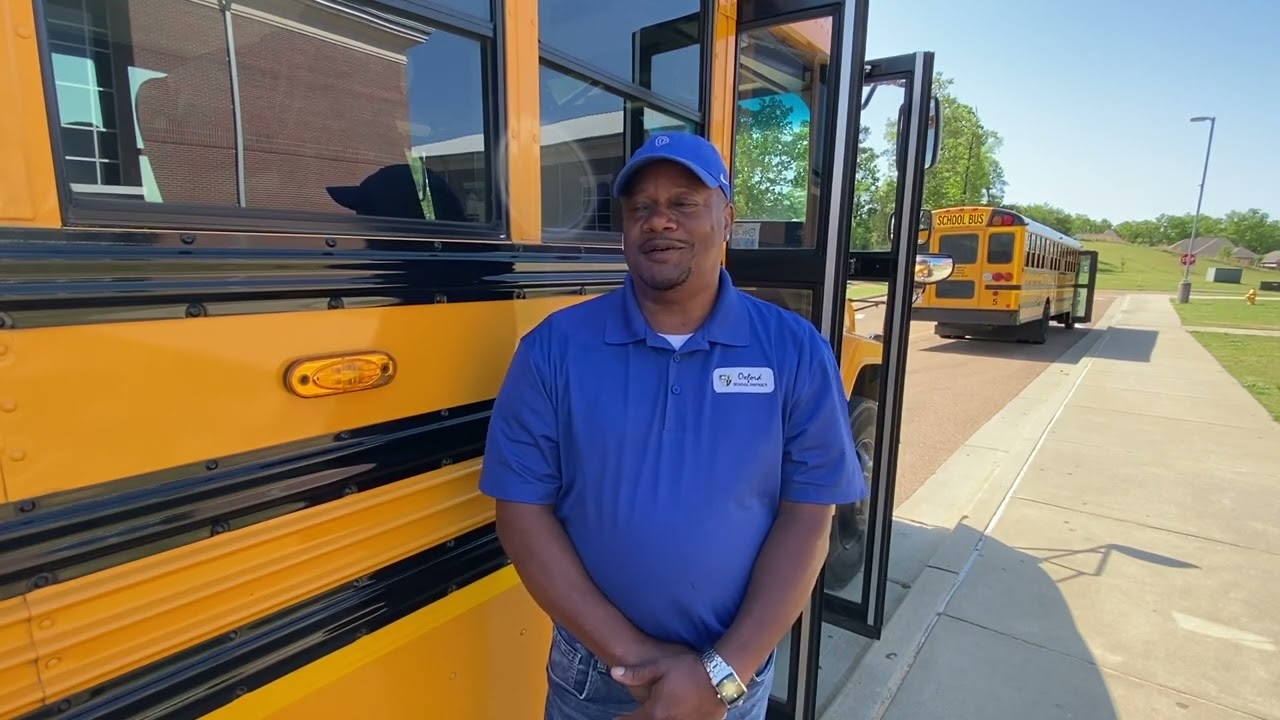 Bus Driver Retires After 35 Years in District