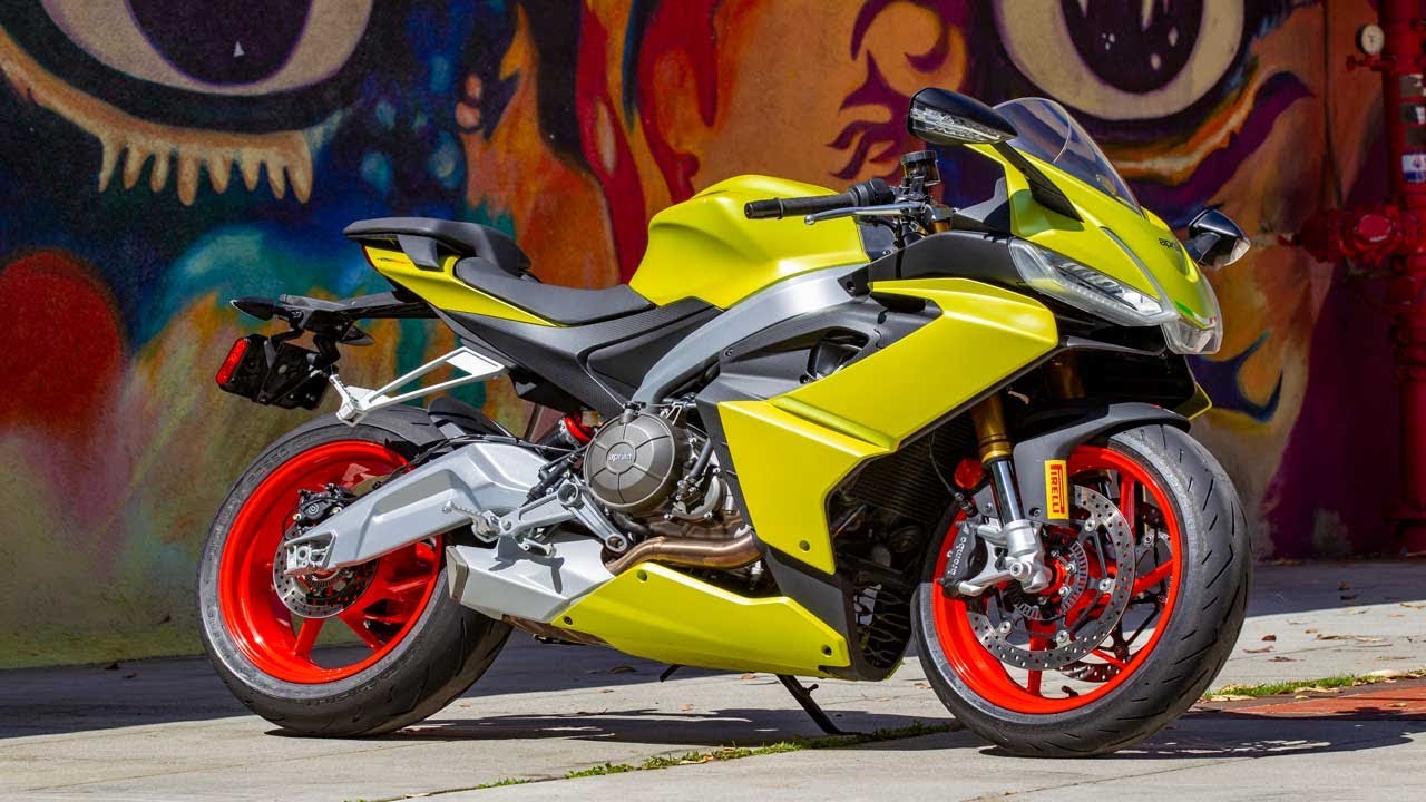 2021 Aprilia RS 660 Review | MC Track