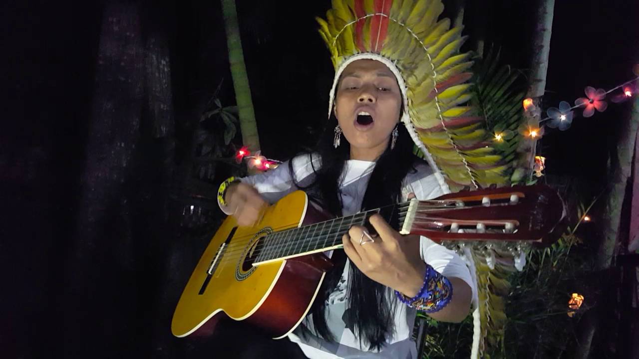 Canto de Debora Keneuma
