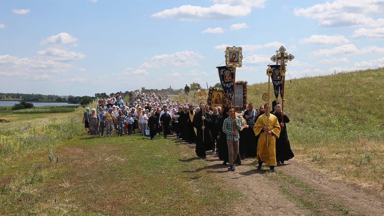 Крестный ход на родину свт. Иоанна Шанхайского в с. Адамовка 1.7.19 г.