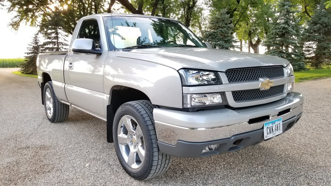 04 Silverado Headlight Install - Black Housing Clear Side Reflector