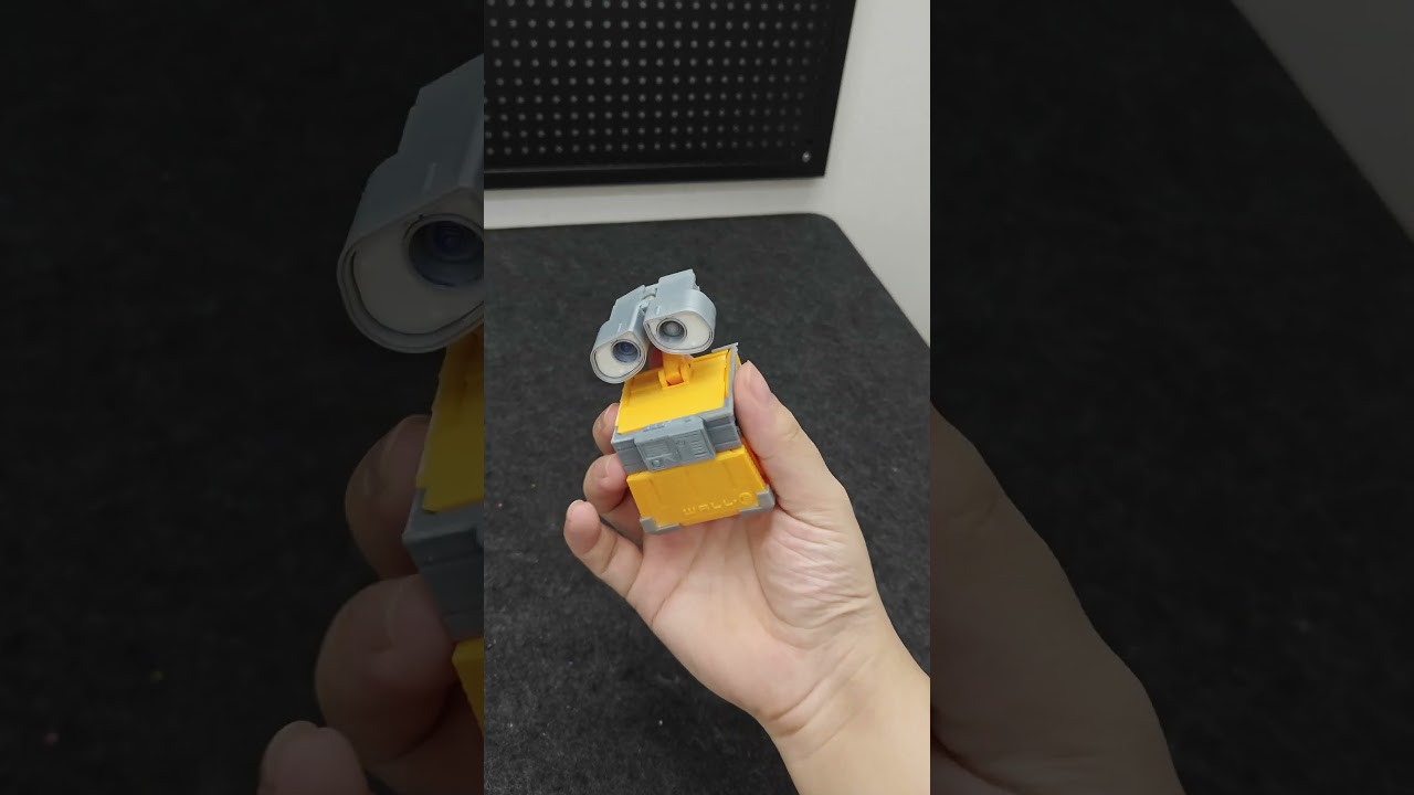 Wall-E Foldable by Fab365 Printed on the Kingroon KP3S 3D Printer