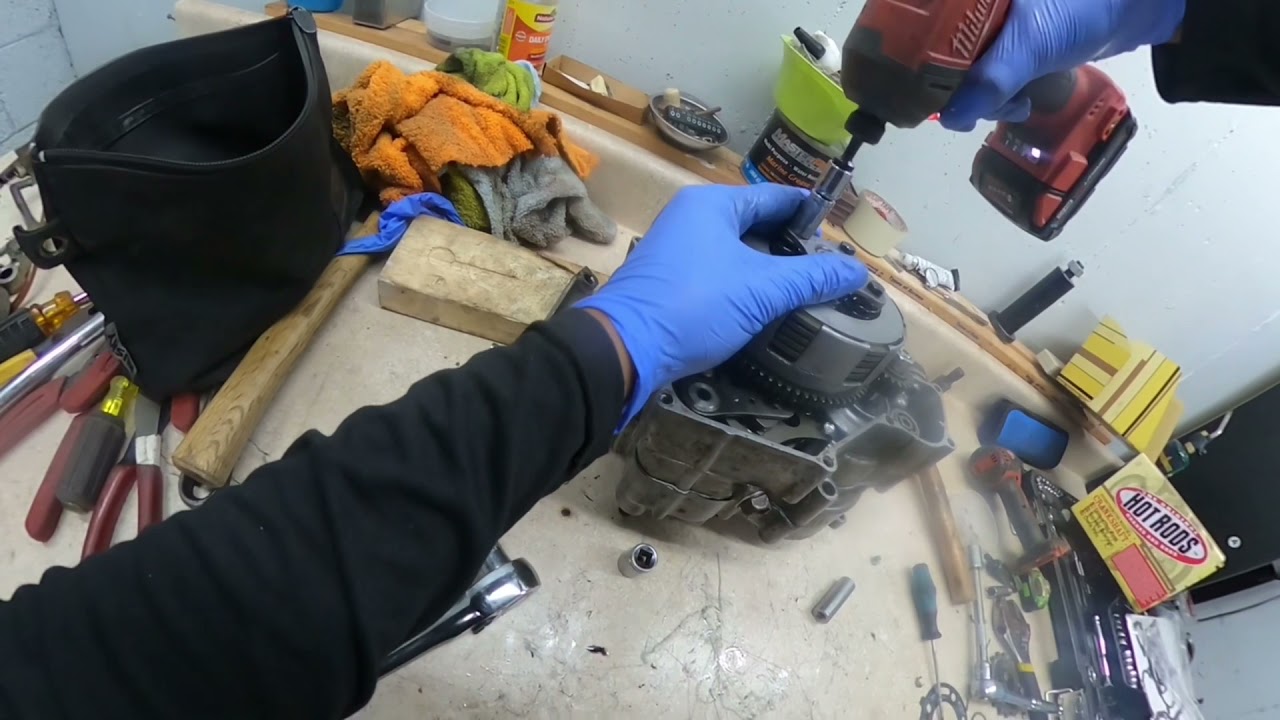Honda Cr85rb (installing clutch and clutch case) part 8