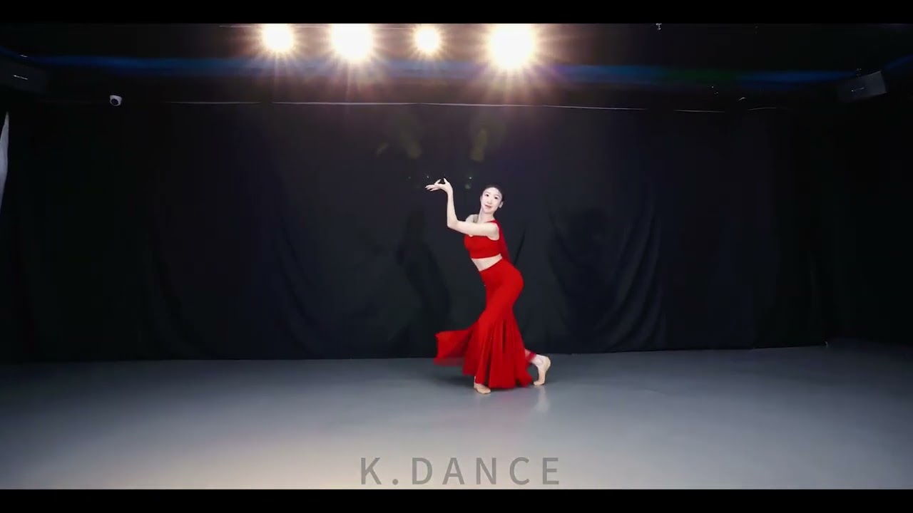 舞蹈《彩云之南》