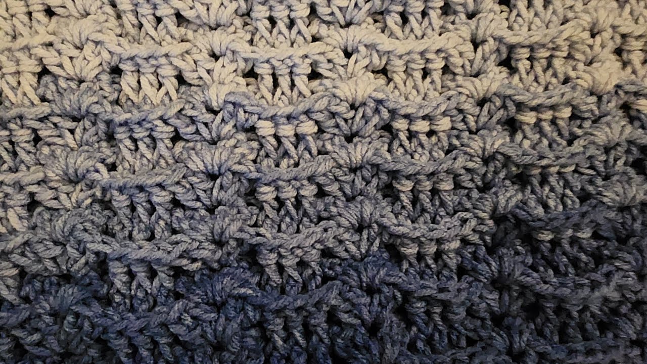 The Little Waves Stitch - Crochet Tutorial! (Easy One Row Repeat!)