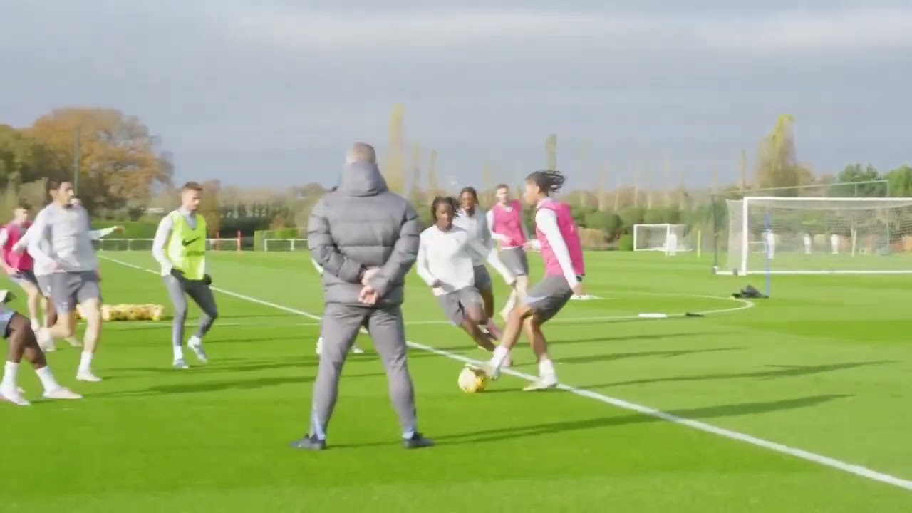 Rondo de presi&oacute;n | Tottenham ⚪🔵 | Entrenadores de Referencia