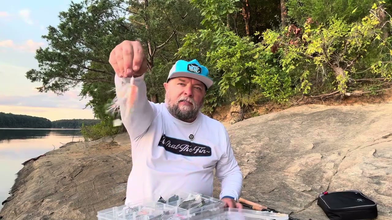 🎒 Check out what’s in my travel fishing setup!