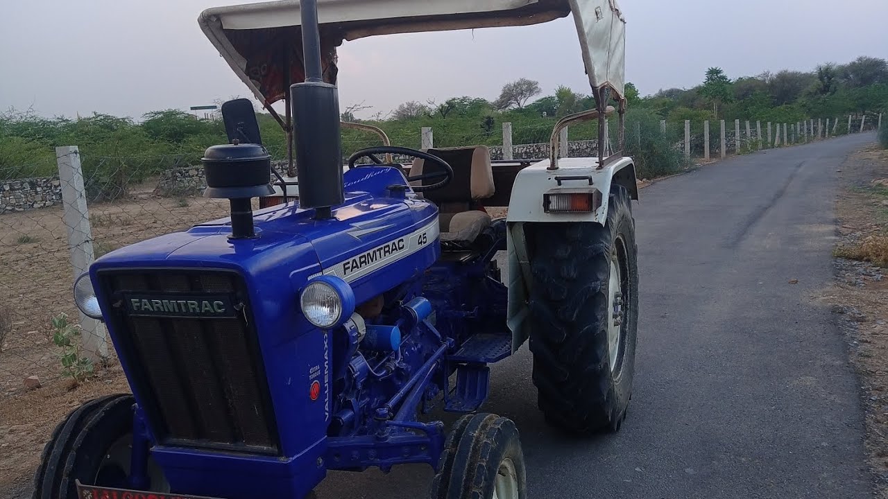 finally tractor me new tyre dalva hi dey 😃🚜