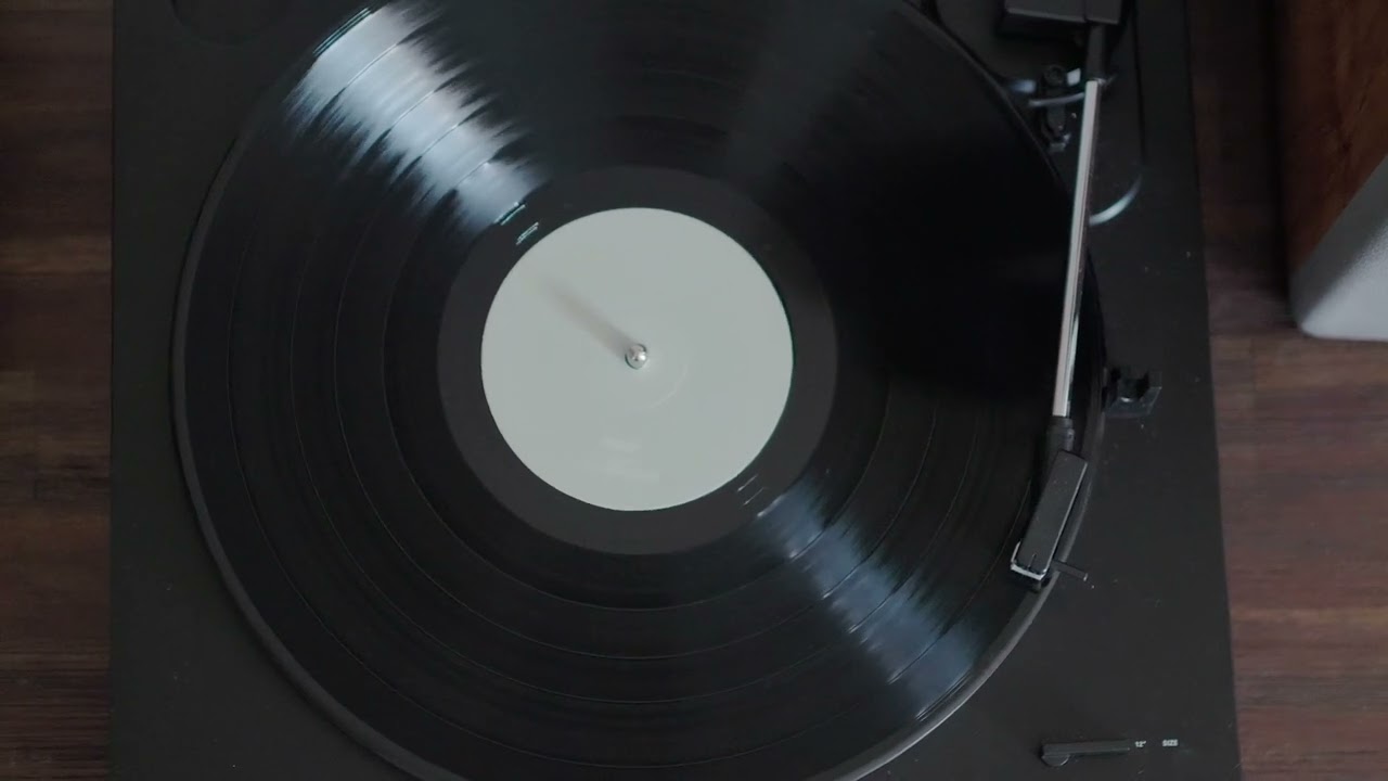 Spinning Record Player HD - 10 HOURS for sleep, study, hypnotic, relaxation, AMSR and black screen.