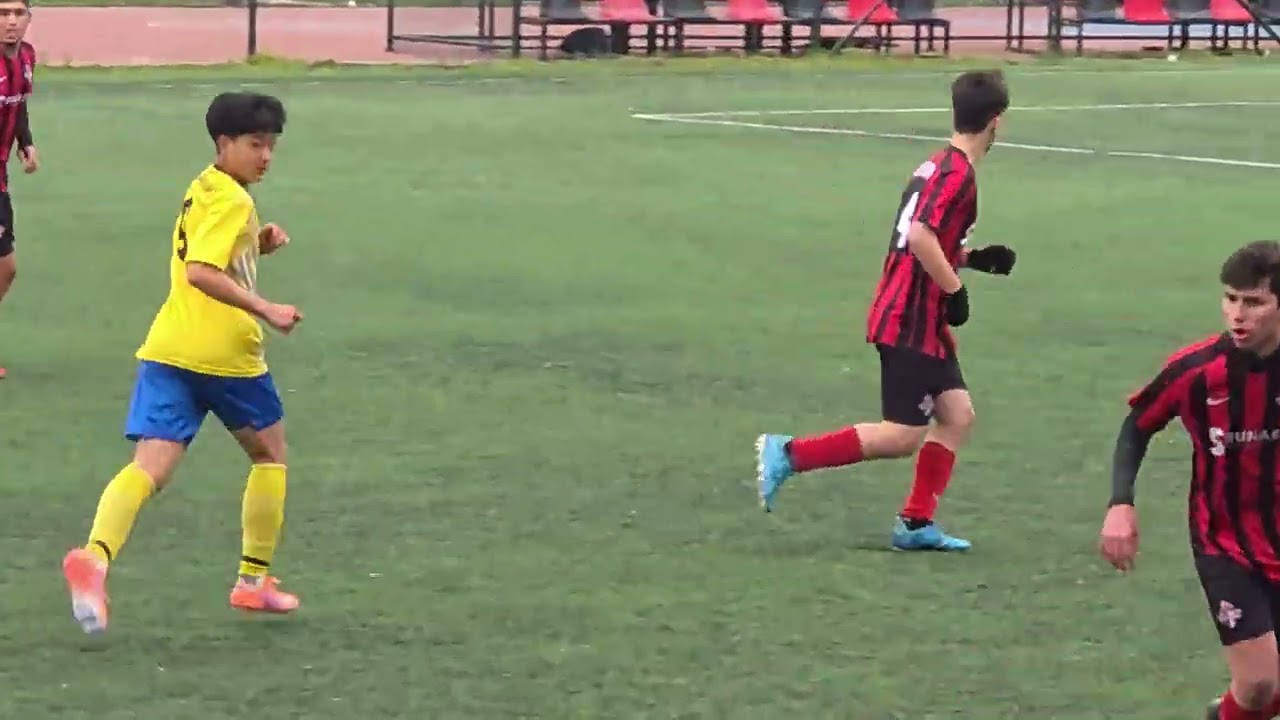 Back number 9 starts. 2026.2.22 U18 team match first half 