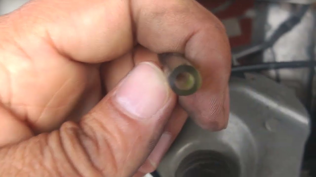Consejo para recargar rápidamente refrigerante en RENAULT KWID.