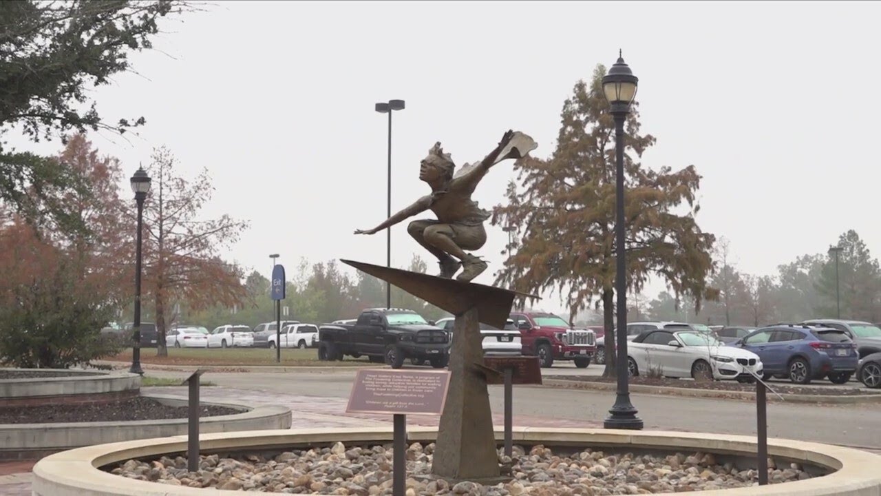 New art installation at Tyler Pounds airport highlights adoption awareness