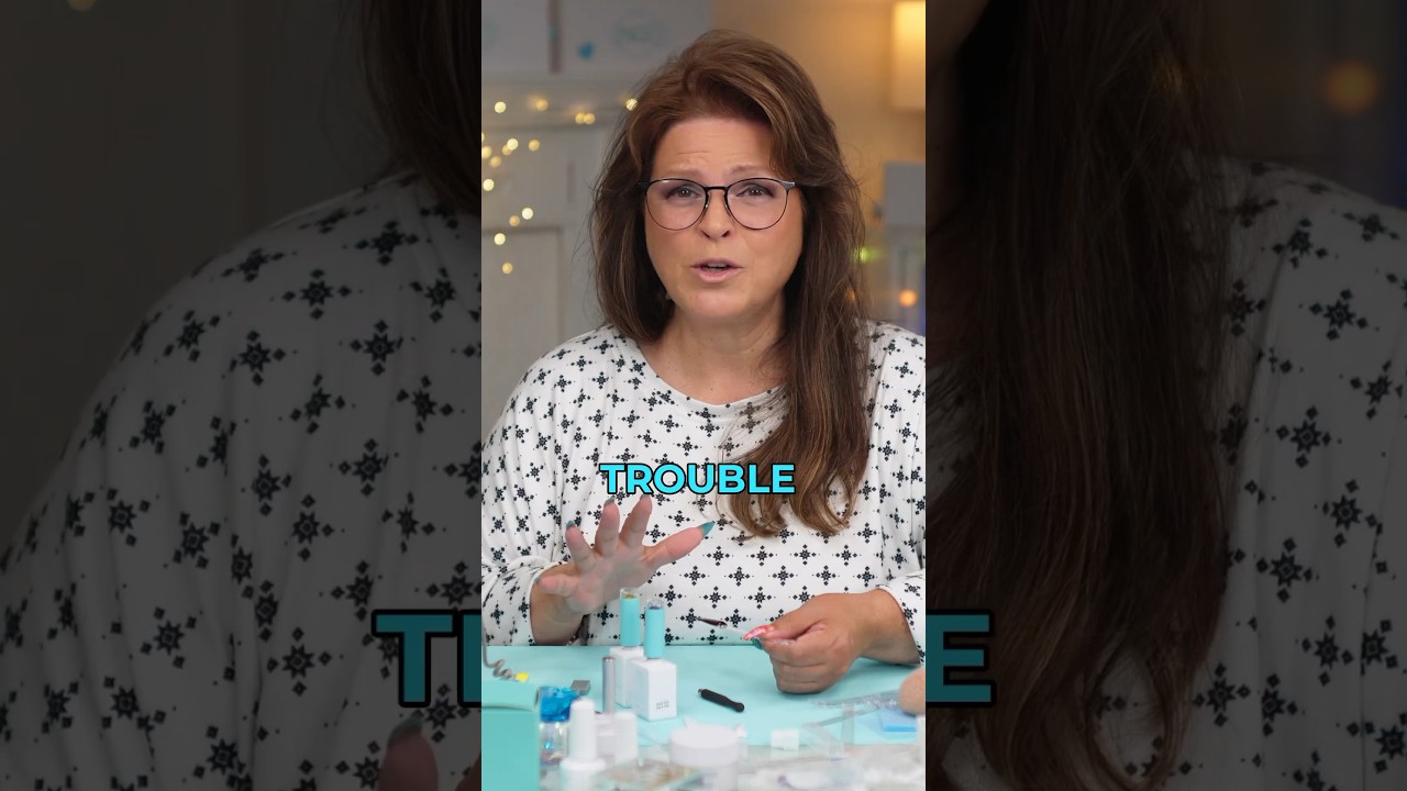 Can&rsquo;t Make Your Cat Eye Polish Work? 😡