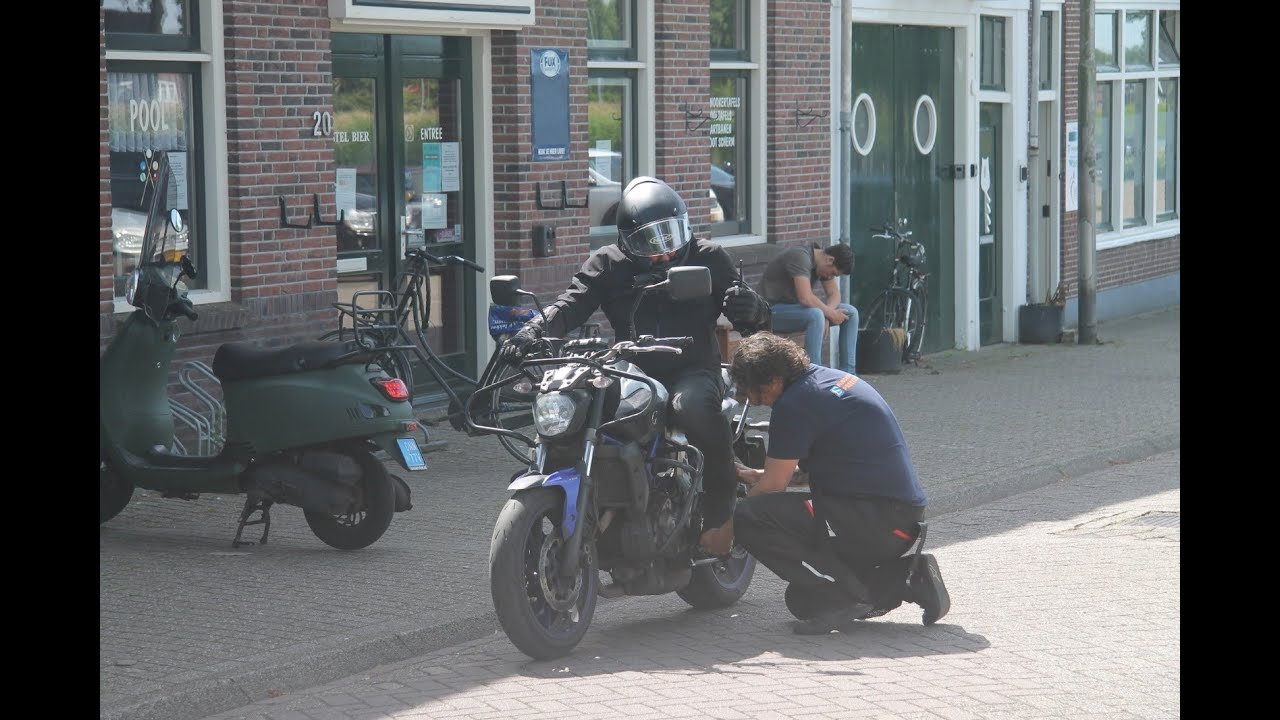MIJN EERSTE MOTORRIJLES!!! (SHORT)