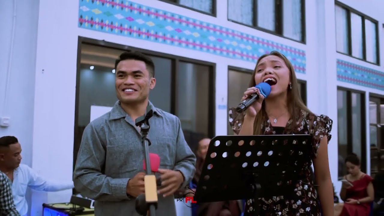 Ella Jelaha & Dion Emot 