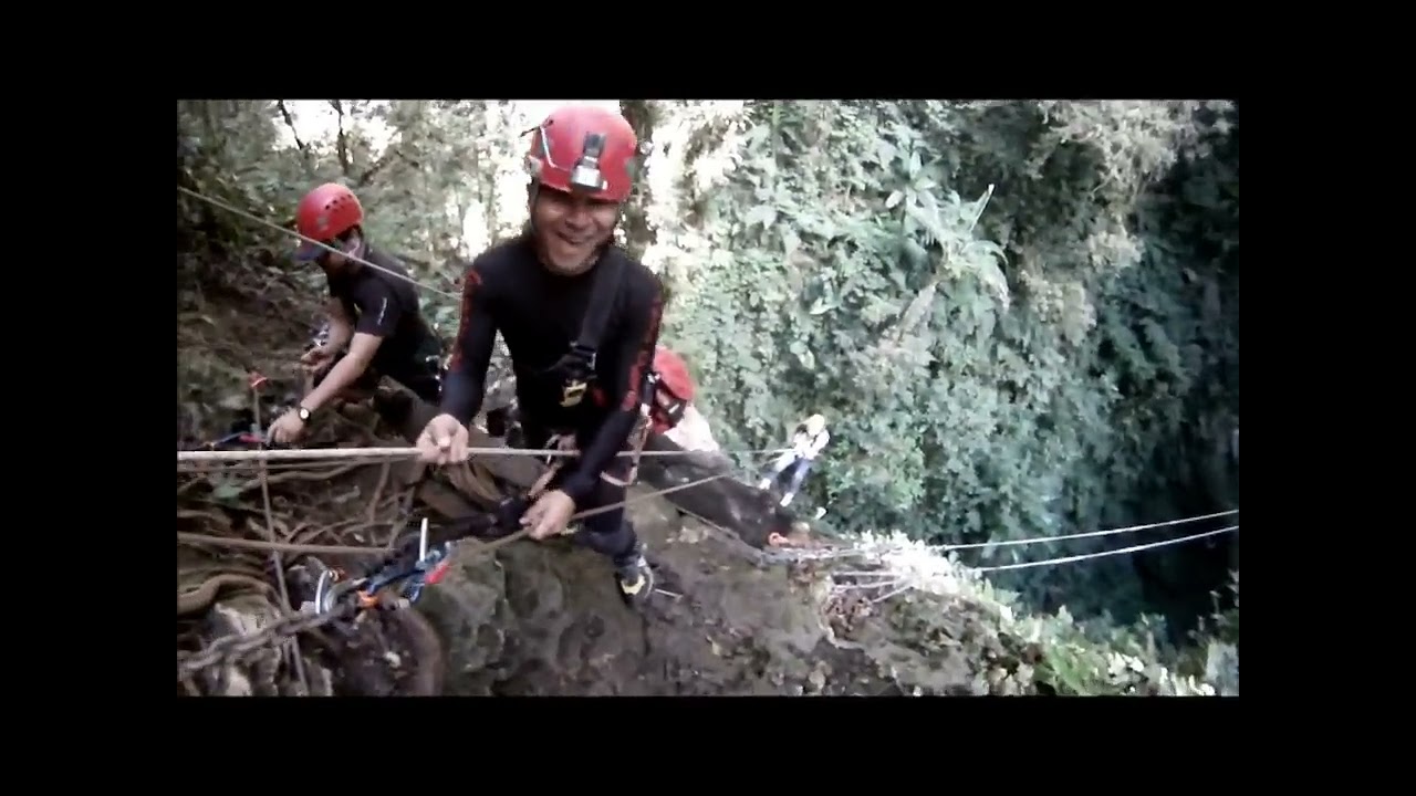 CAVING Aventuras Tierra Adentro in Puerto Rico