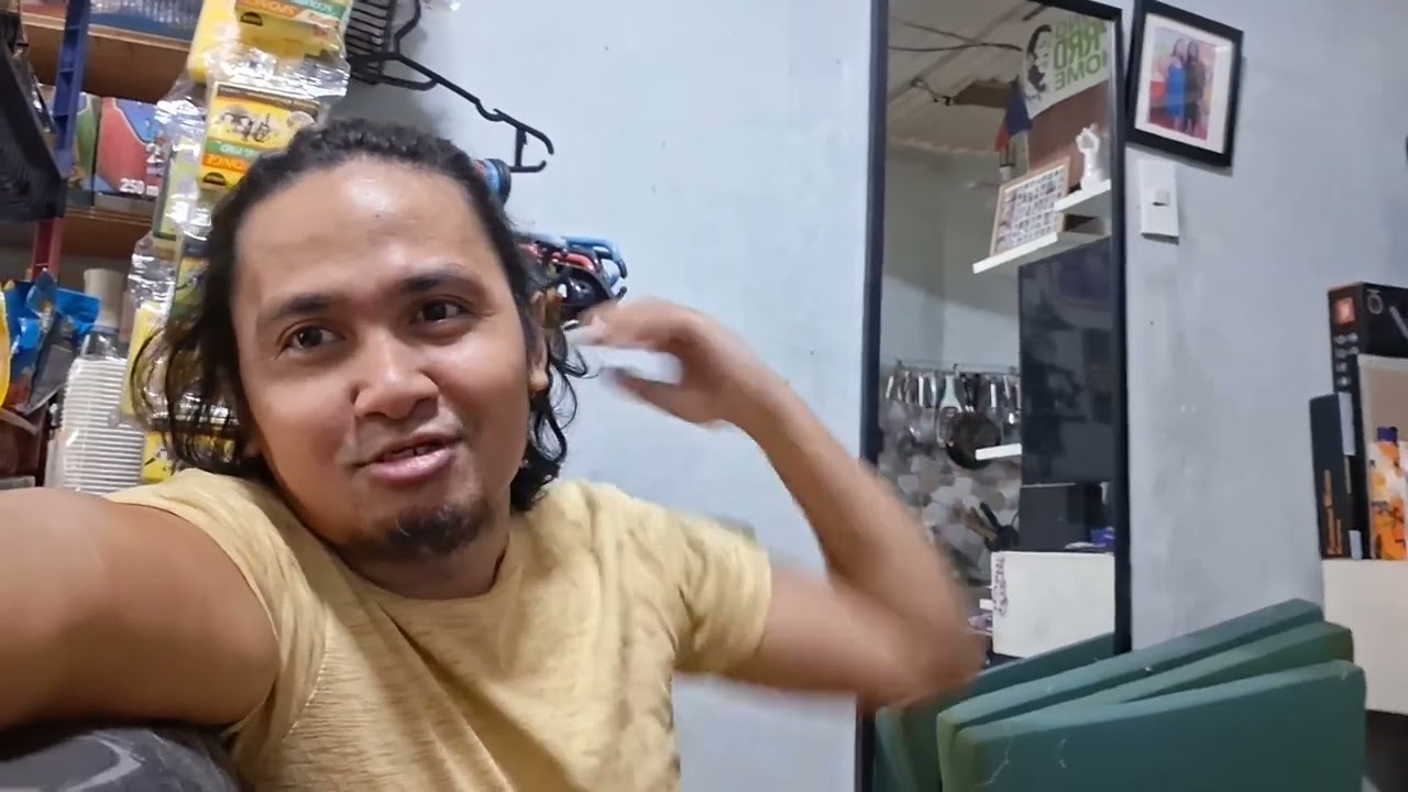 yung nang asar sya .😅sya pa galit🤣😅 hay rosas 