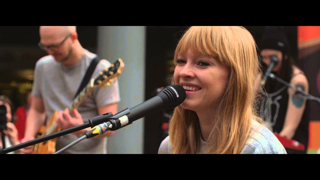 Lucy Rose - Bikes @Central Station Antwerp