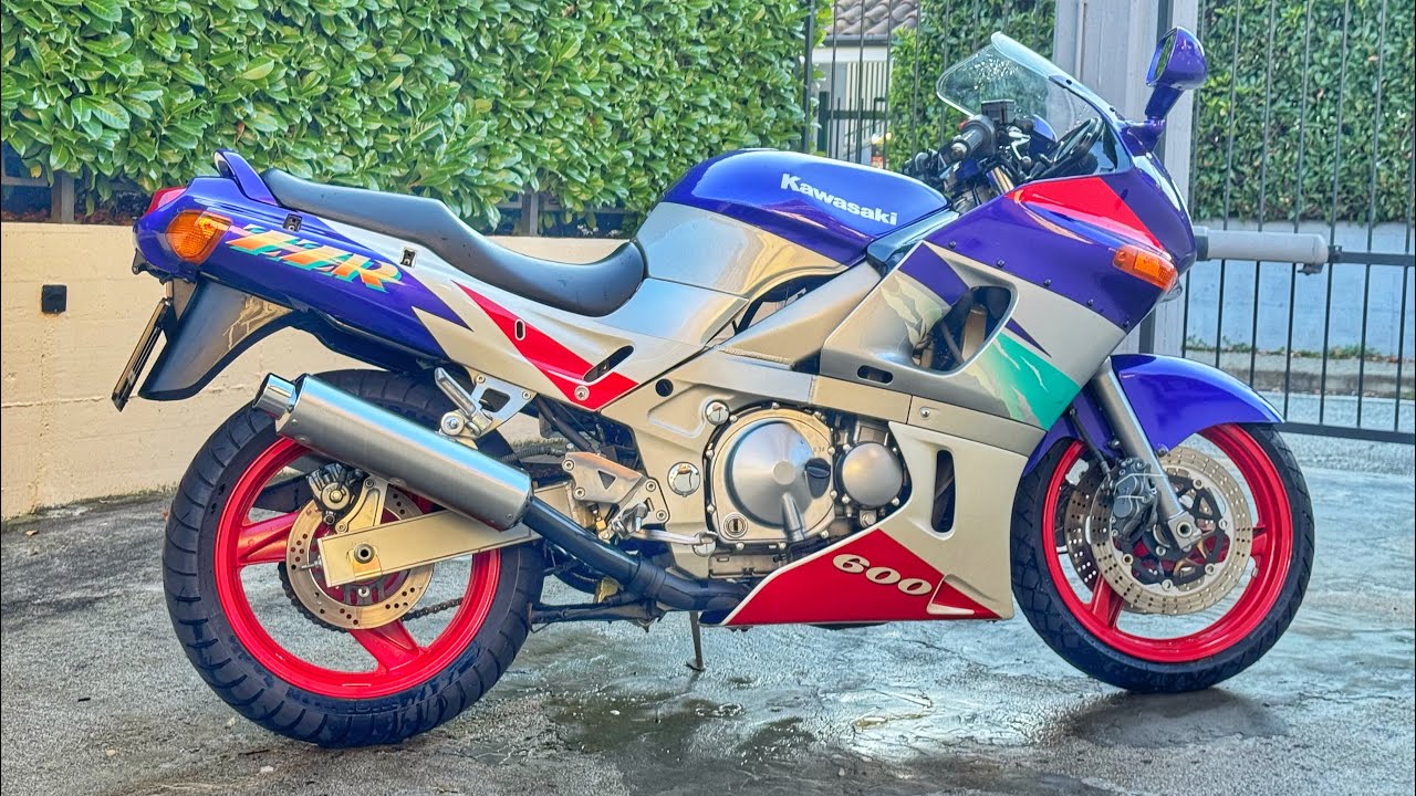 Come togliere una vite spanata utilizzando un estrattore, Kawasaki ZZR 600