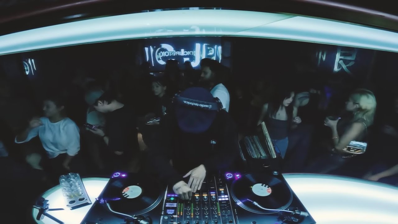 THROWBACK HIPHOP & JAPANESE,ALC,BREAKS,FUNK MIX / VINYL ONLY / MeS The Funk / by MUSIC LOUNGE STRUT