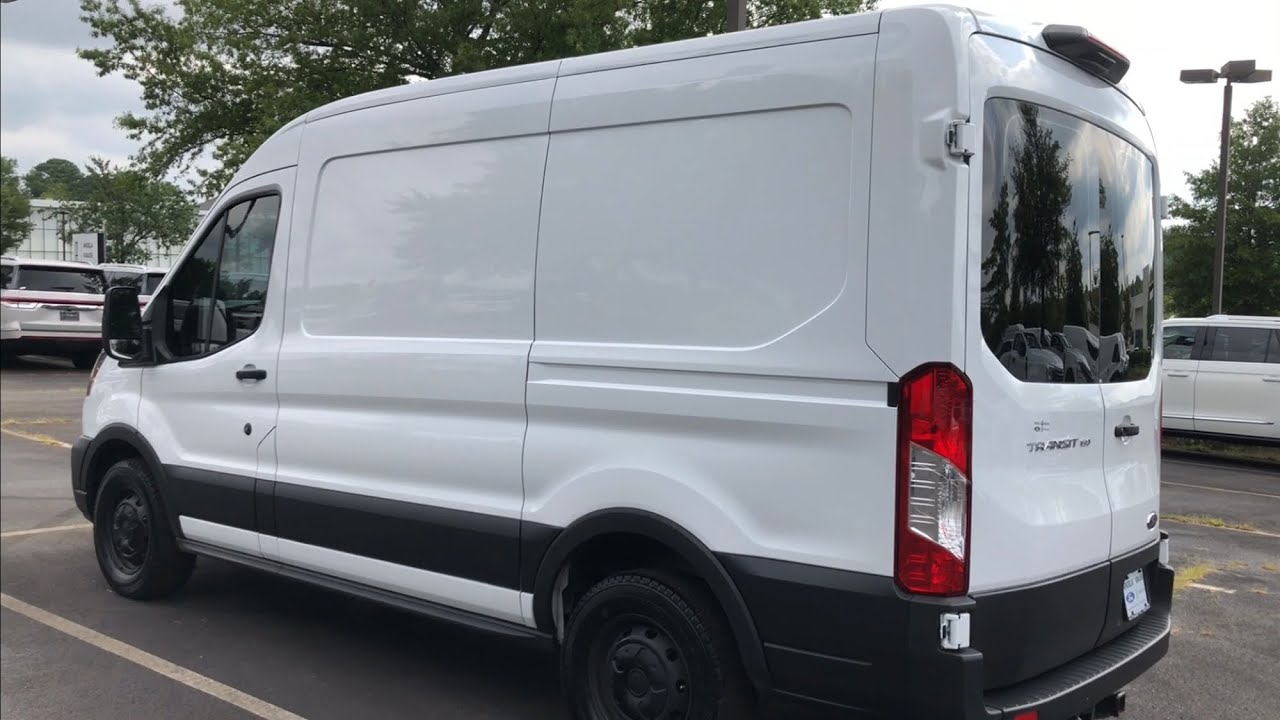 (Продано) Б/У Ford Transit 150 2021 года выпуска со средней крышей, пробег 11 тыс. миль! Сертифицировано GOLD!