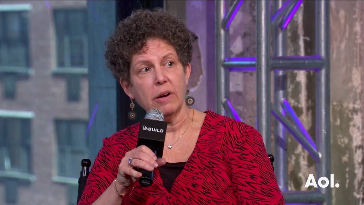 Director Laurie Kahn Discusses Her Interviewing Process | BUILD Series