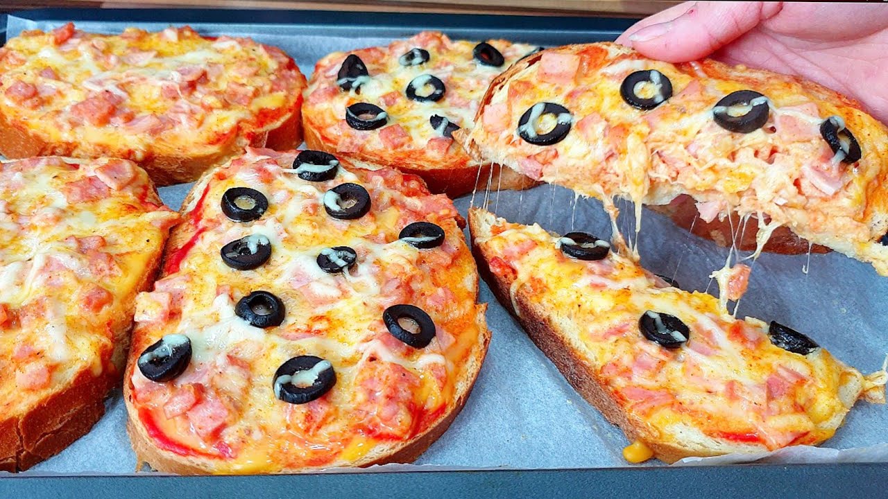 Cea mai simpla, rapida si delicioasa Pizza pe Felii de Paine | AdeLina's Kitchen