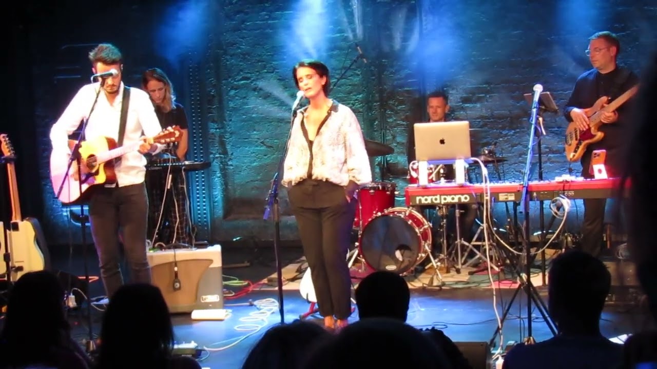 House for your broken heart Heather Peace Brighton 10.09.23 By my Dad
