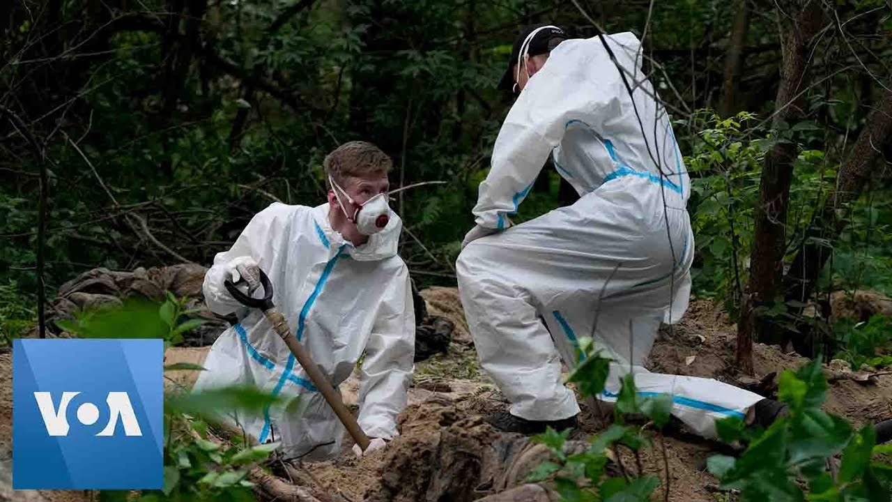 Ukraine: Bodies of 7 Civilians Found in Mass Grave Near Bucha