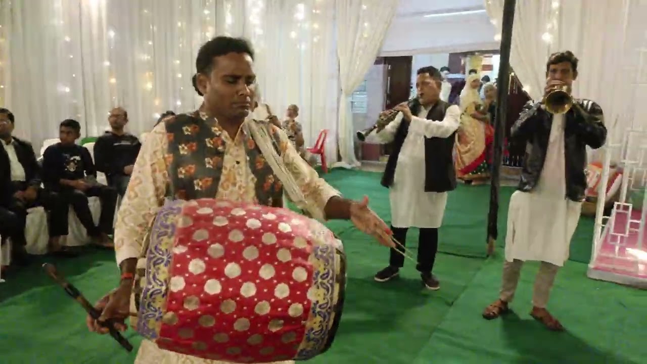 নিউ আকাশ ব্যান্ড পার্টি হাজিগঞ্জ বলাকাল  ০১৮১৯৮৬৫২৩৫