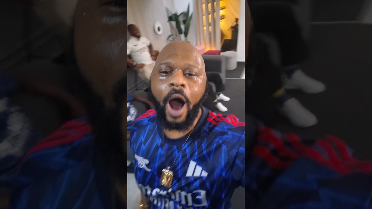 Arsenal Fan going crazy after beating Newcastle #arsenal #afc #coyg