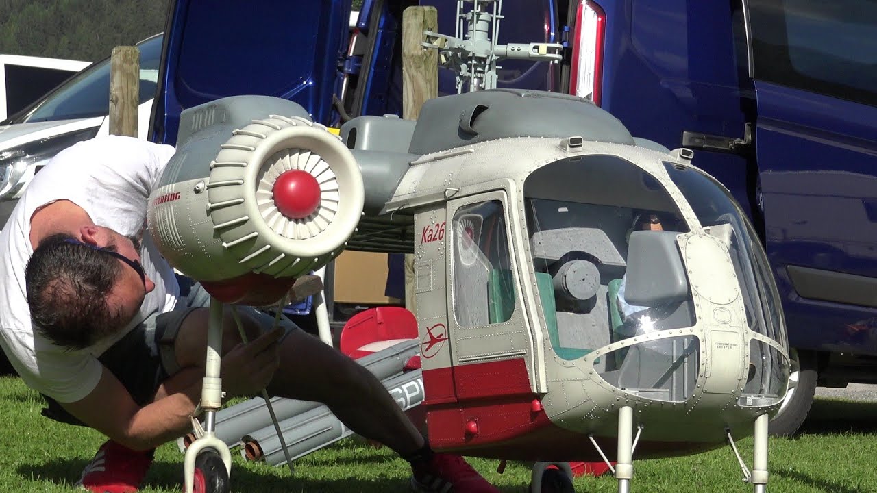 R/C Helicopter Kamov KA26 Giant Scale Model