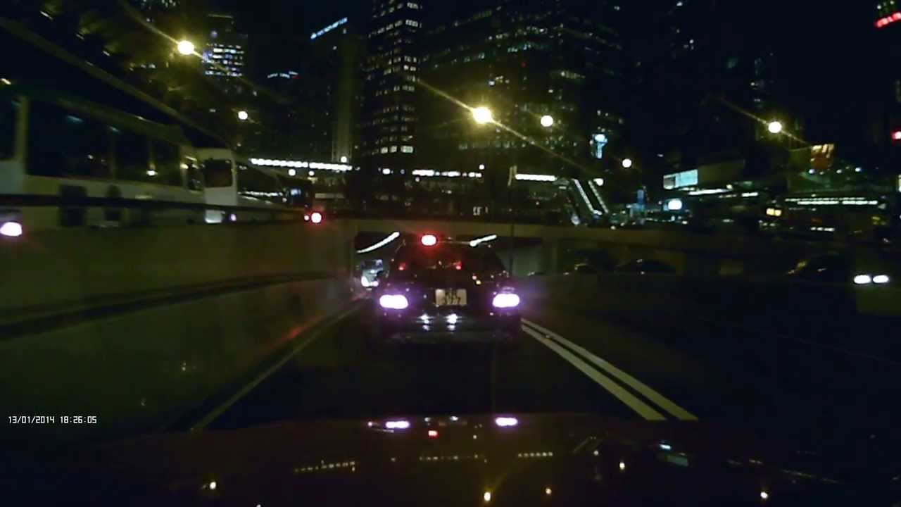 [的士佬實錄] Benz KR 377 干諾道中東行隧道內切雙白線以為無人睇到! 快得幾多?